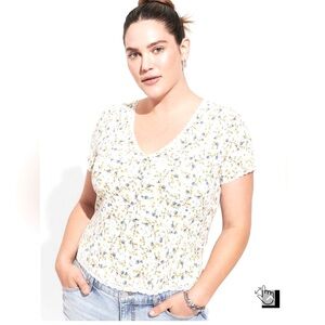 Torrid Super Soft Rib Knit Floral Tee 5 NWT
